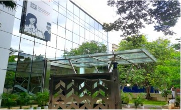 Urban Vault - MGR 14 (Pardhanani Wilshire)